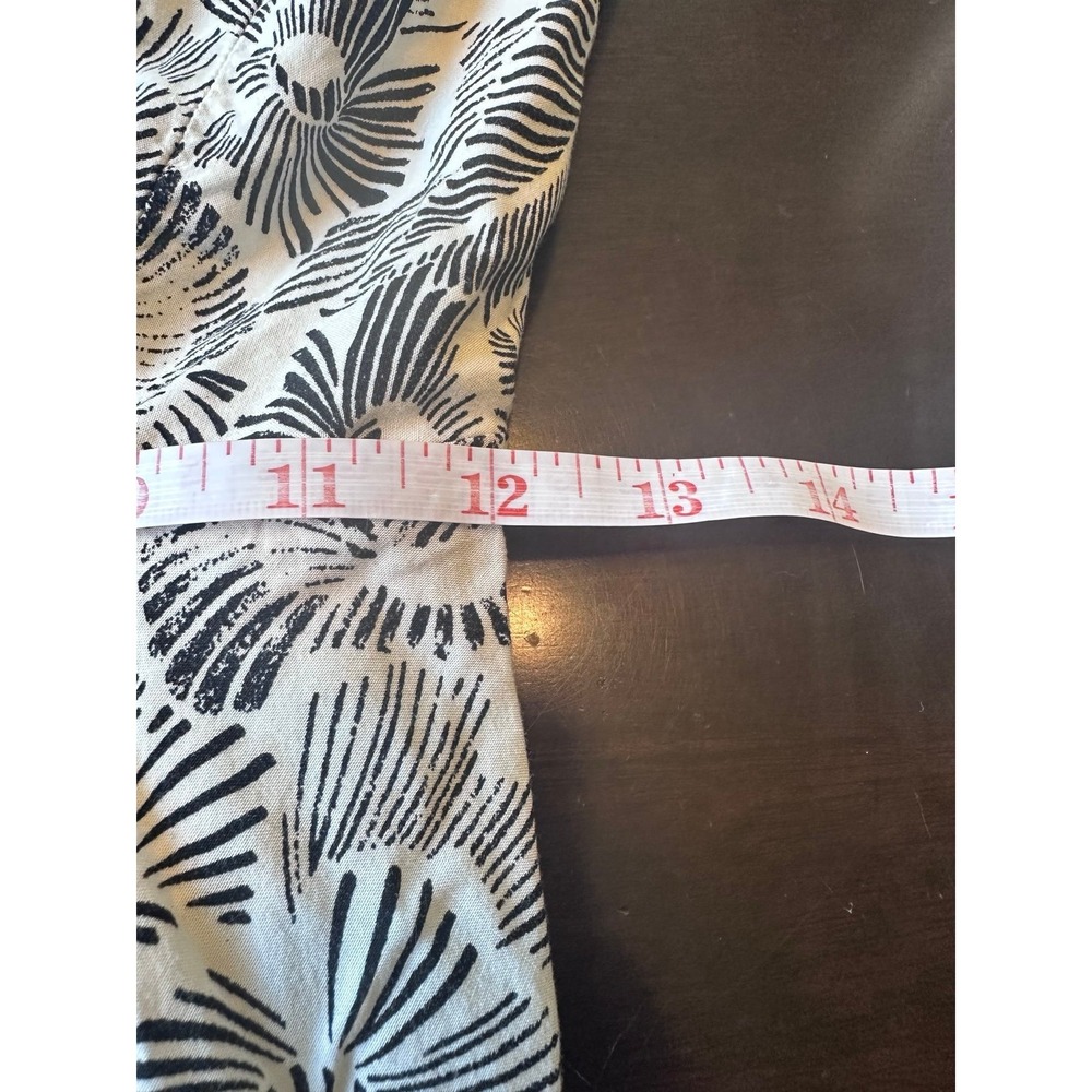 Old Navy Women's Black and White
Dress, Size Medium - Picture 8 of 9